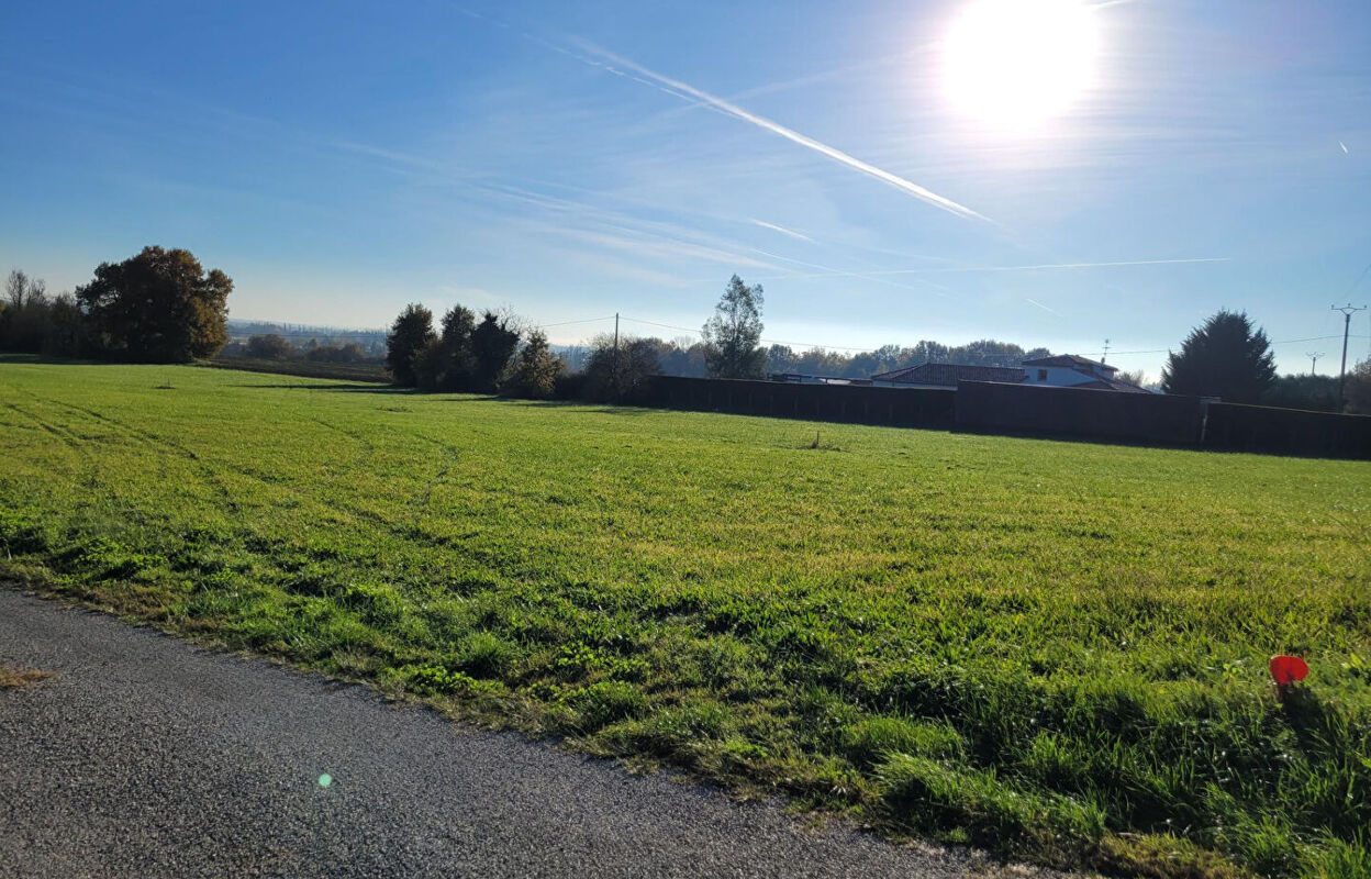 terrain  pièces 700 m2 à vendre à Lamothe-Capdeville (82130)