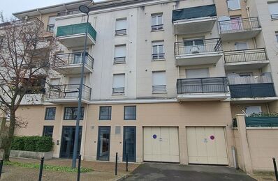 location appartement 650 € CC /mois à proximité de Saint-Martin-Longueau (60700)