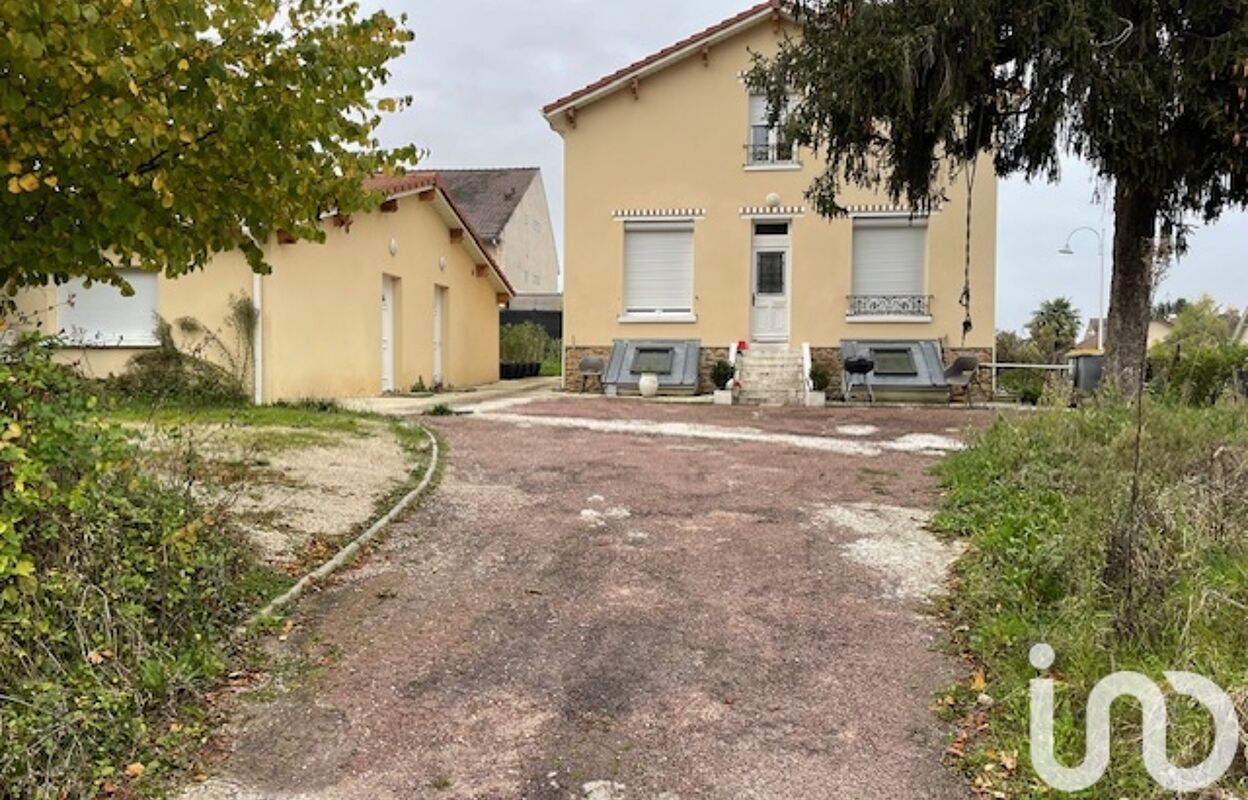 maison 4 pièces 129 m2 à vendre à Saint-Fargeau-Ponthierry (77310)