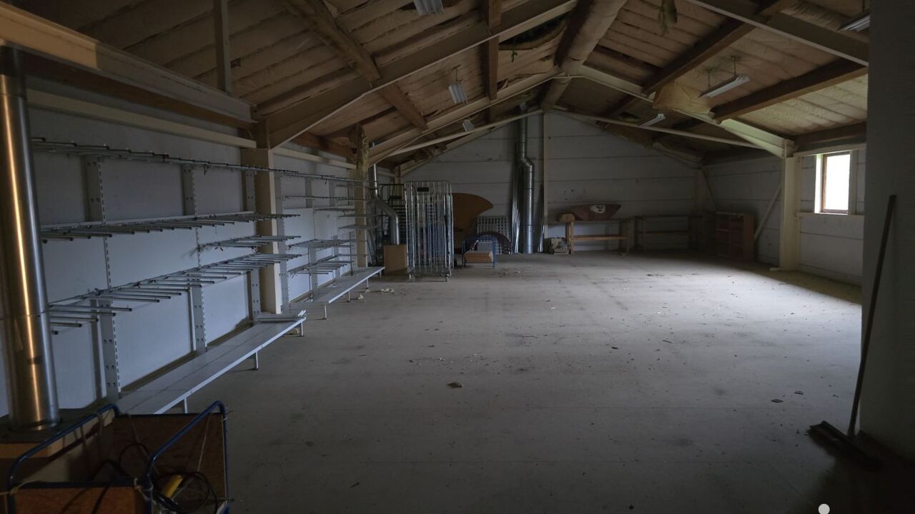 commerce  pièces 575 m2 à vendre à Chambost-Longessaigne (69770)