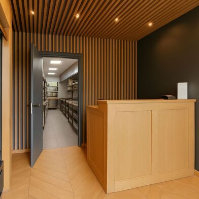 Commerce  143000 €