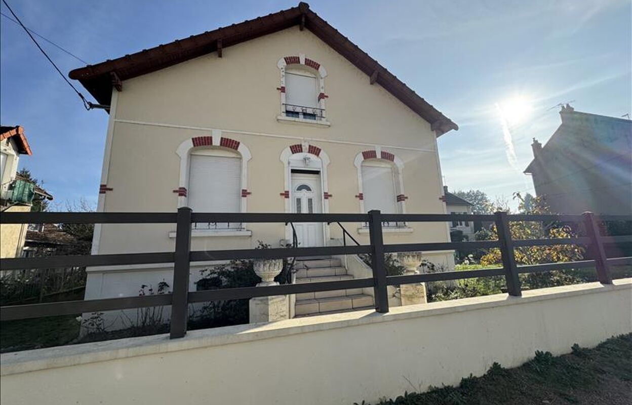 maison 5 pièces 86 m2 à vendre à Montluçon (03100)