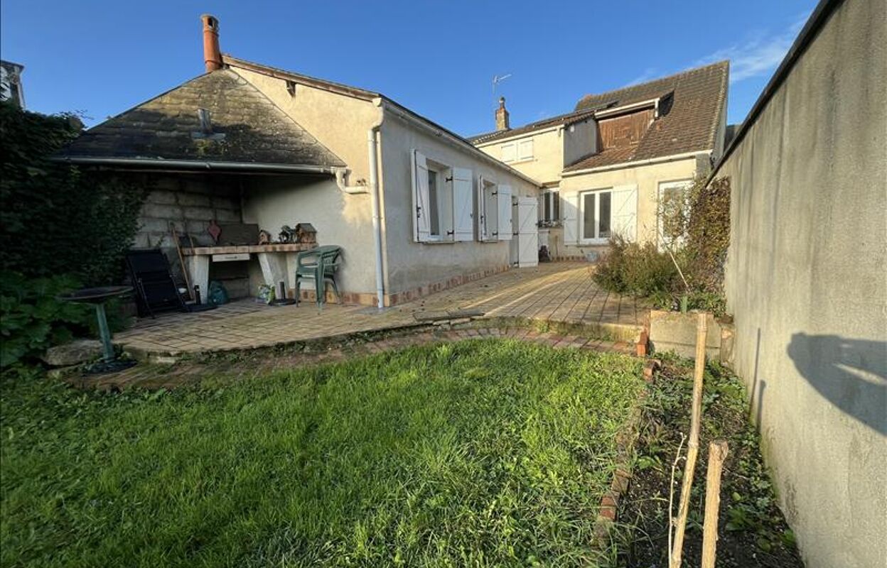 maison 7 pièces 153 m2 à vendre à Bourges (18000)