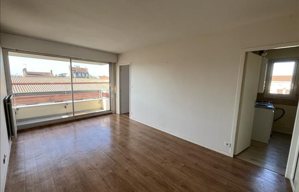 appartement 2 pièces 33 m2 à vendre à Bordeaux (33000)