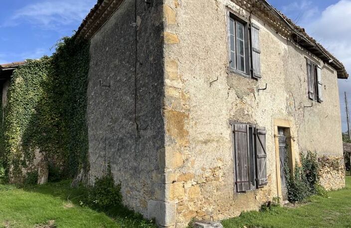 Maison en pierre de 4 pièces principales — photo 3