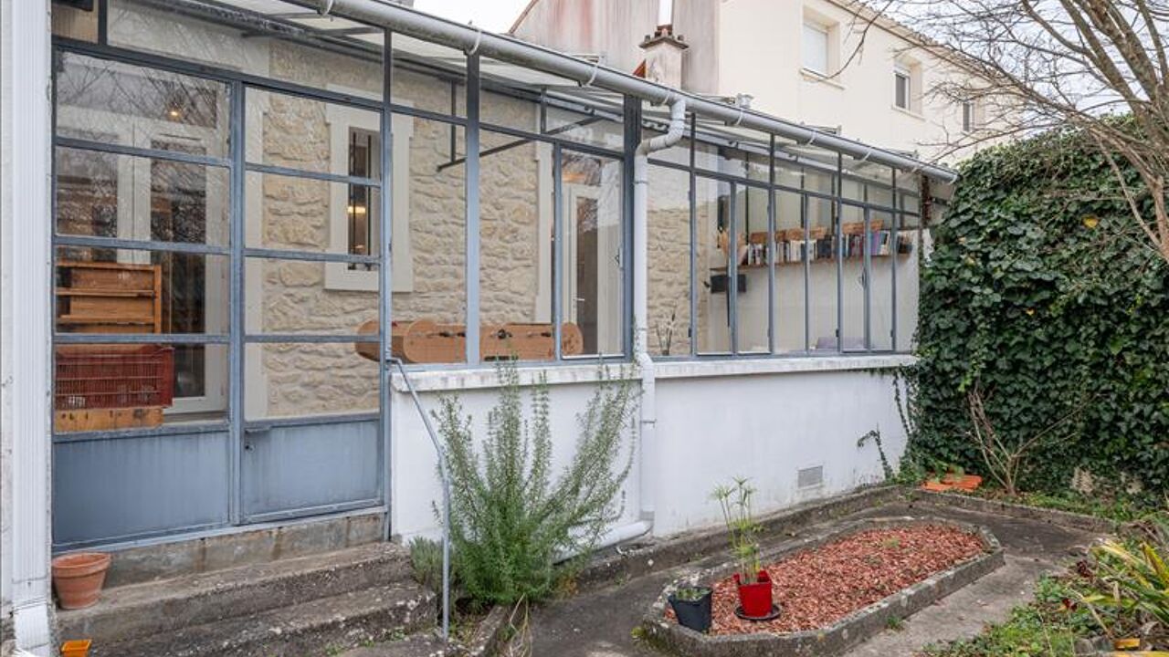 maison 4 pièces 90 m2 à vendre à Saintes (17100)