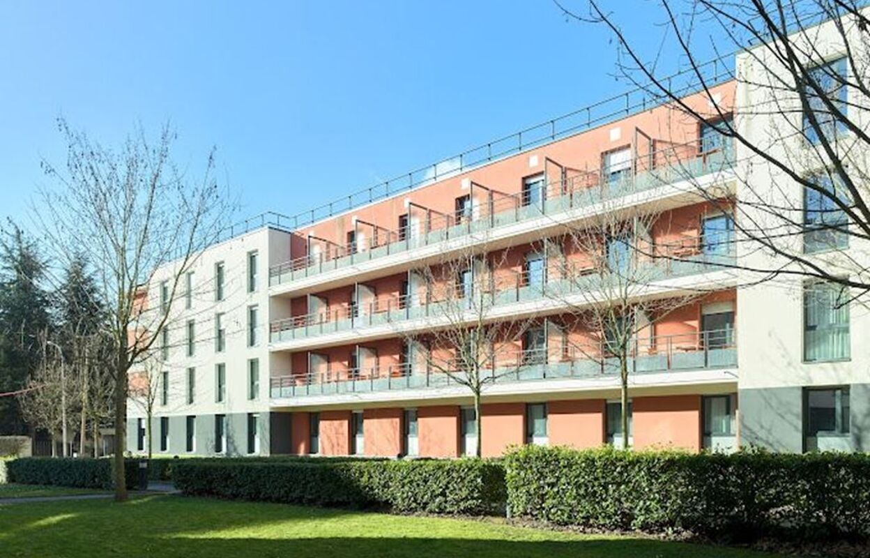 appartement 2 pièces 33 m2 à vendre à Saint-Cyr-l'École (78210)