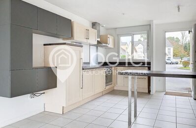 location maison 950 € CC /mois à proximité de Lescar (64230)