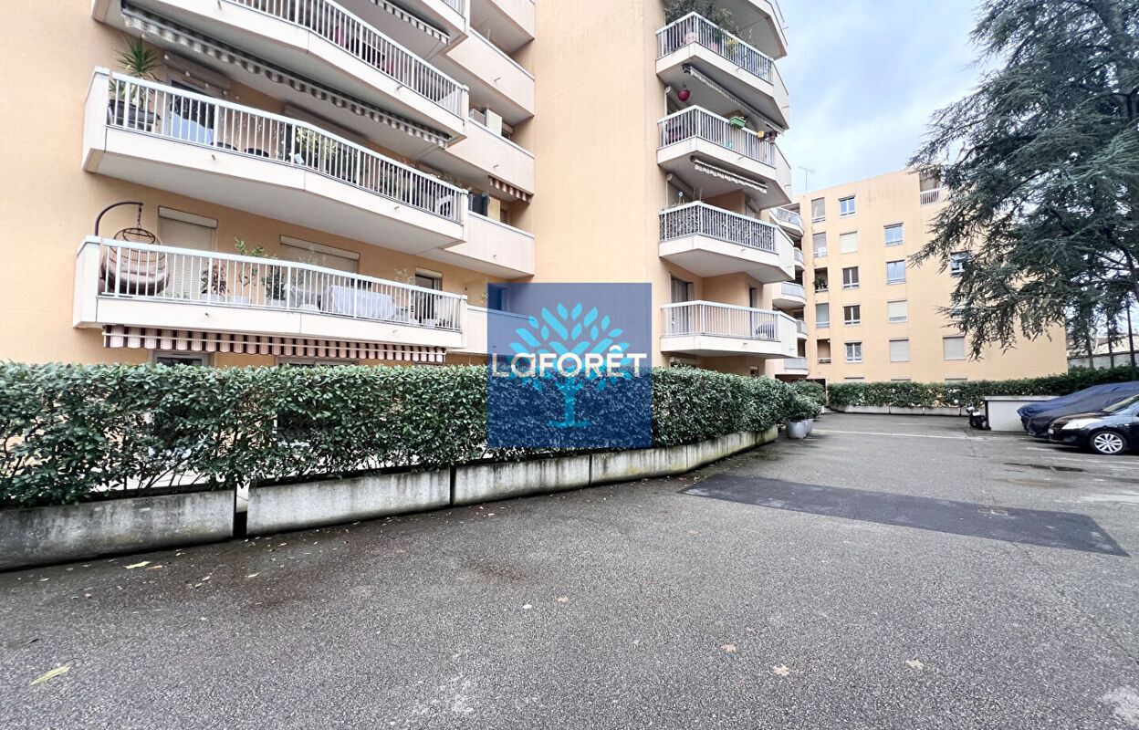 appartement 2 pièces 56 m2 à vendre à Oullins (69600)