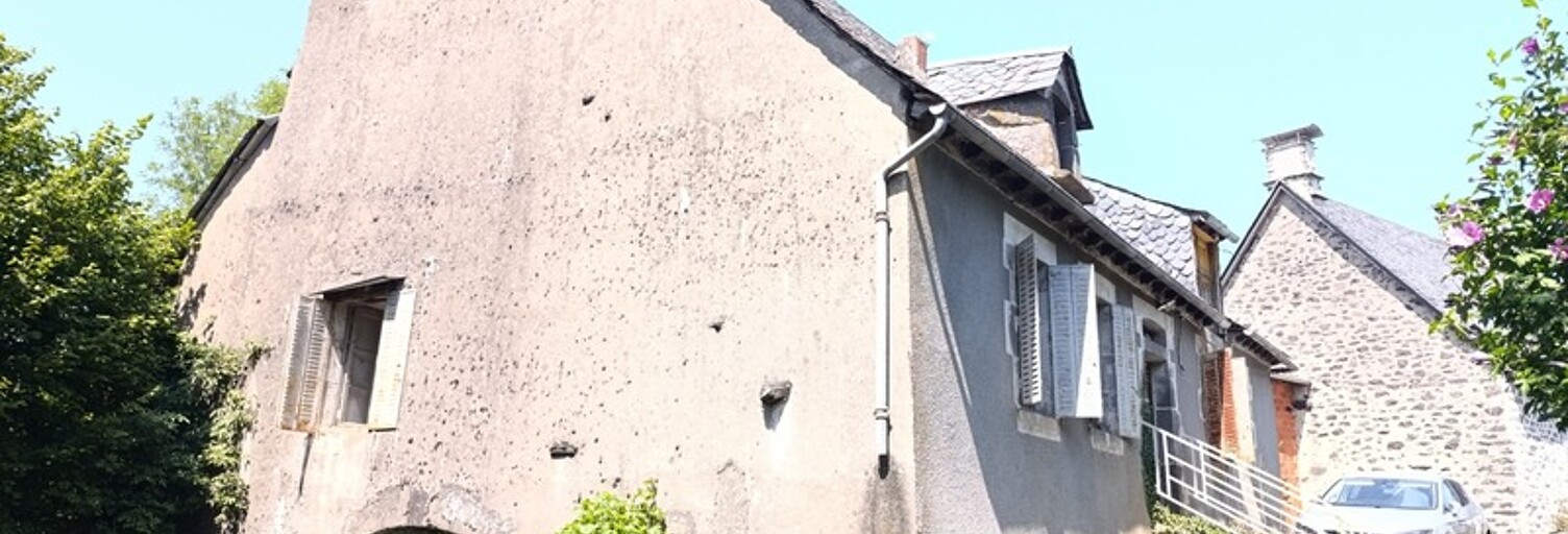 Maison 4 Pièces 90 m² à vendre à Ally (15700)