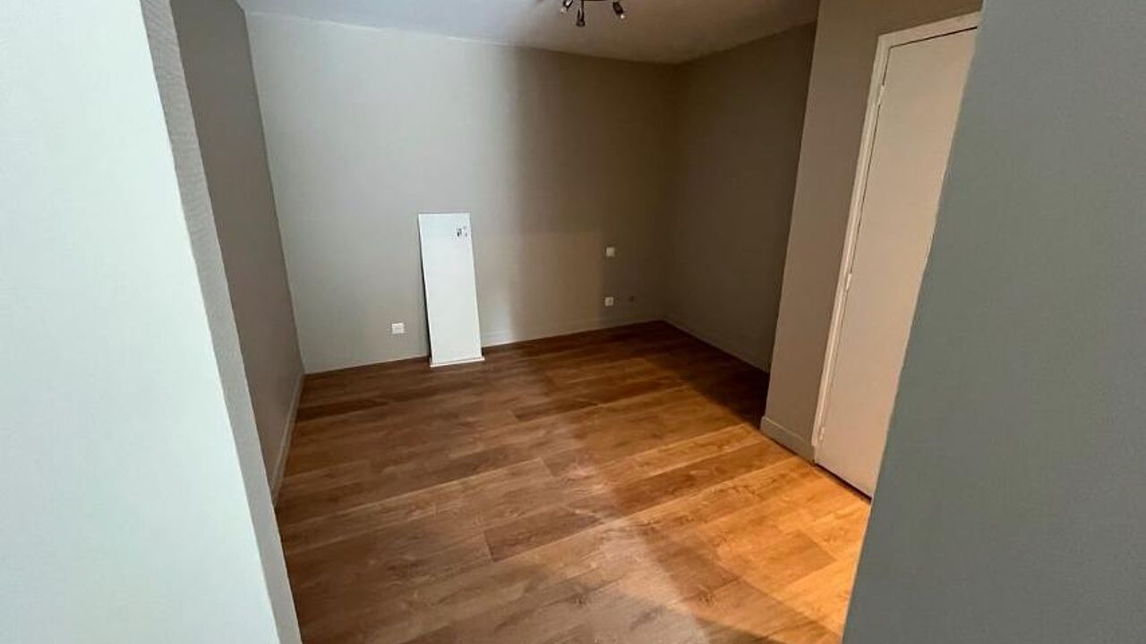 appartement 2 pièces 38 m2 à louer à Bordeaux (33000)