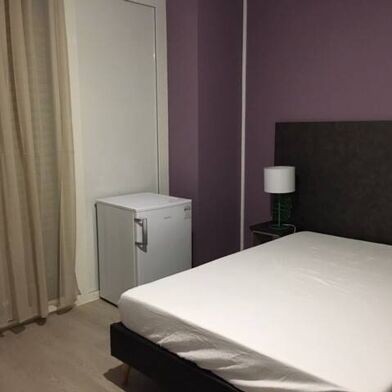 Appartement 1 pièces 650 €