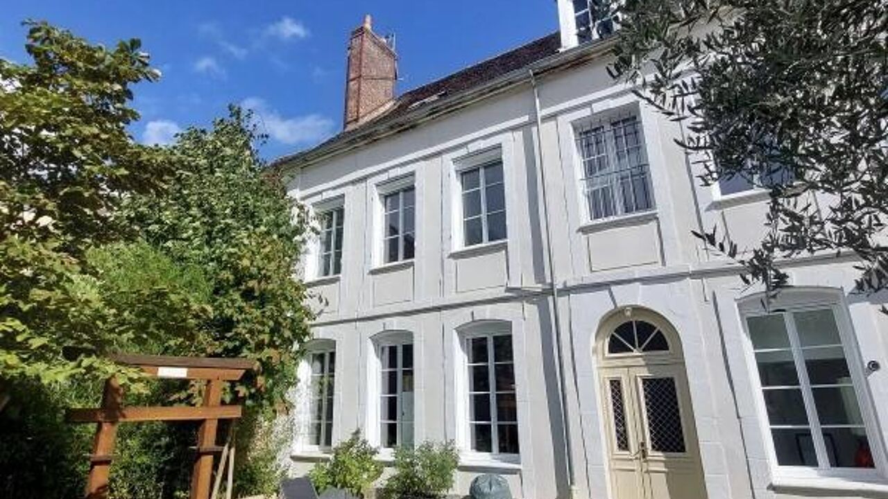 maison 9 pièces 260 m2 à vendre à Sens (89100)