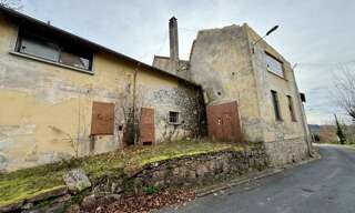 Local industriel  1000 m² à vendre à Thizy-les-Bourgs (69240)