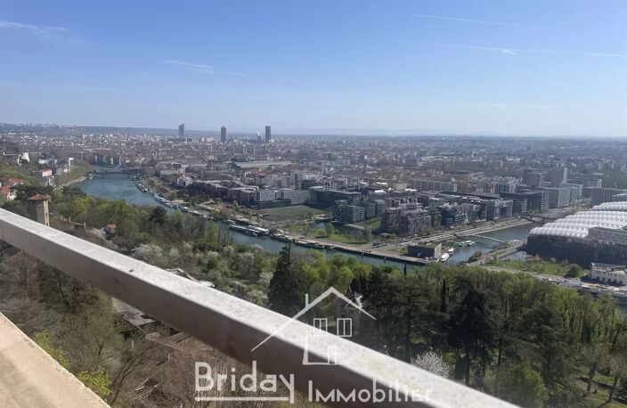 T5 STE FOY LES LYON — photo 2