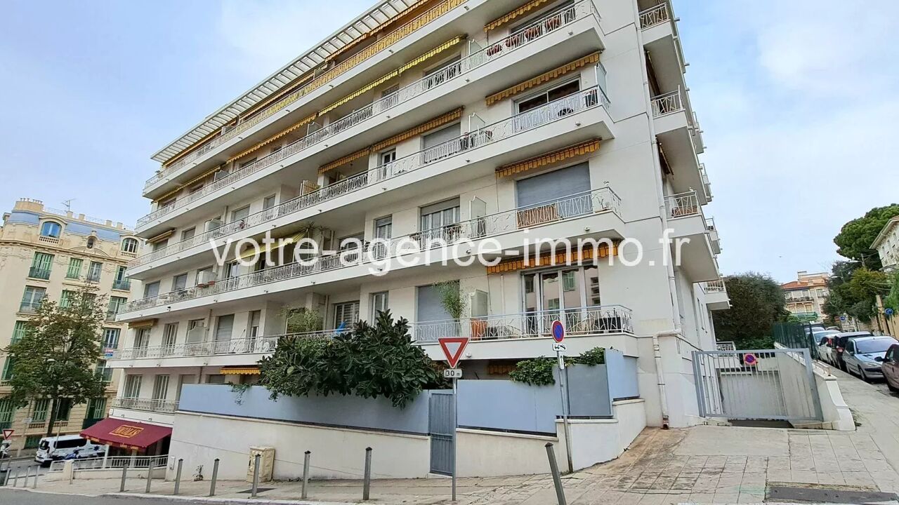 appartement  pièces 33 m2 à vendre à Nice (06100)