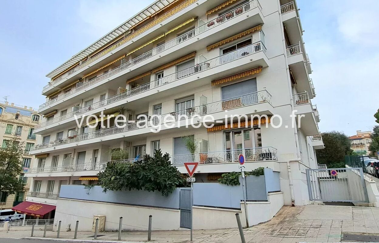 appartement  pièces 33 m2 à vendre à Nice (06100)