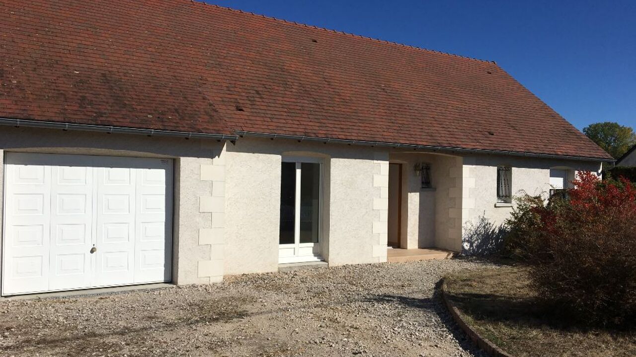 maison 4 pièces 78 m2 à louer à Auzouer-en-Touraine (37110)