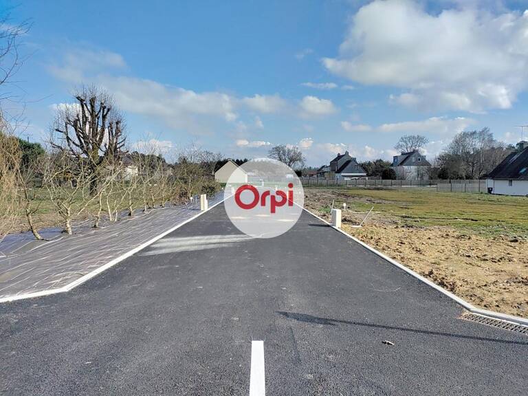 TERRAIN VIABILISE 821 m² - Secteur Gare de Questembert (Morbihan) — photo 1