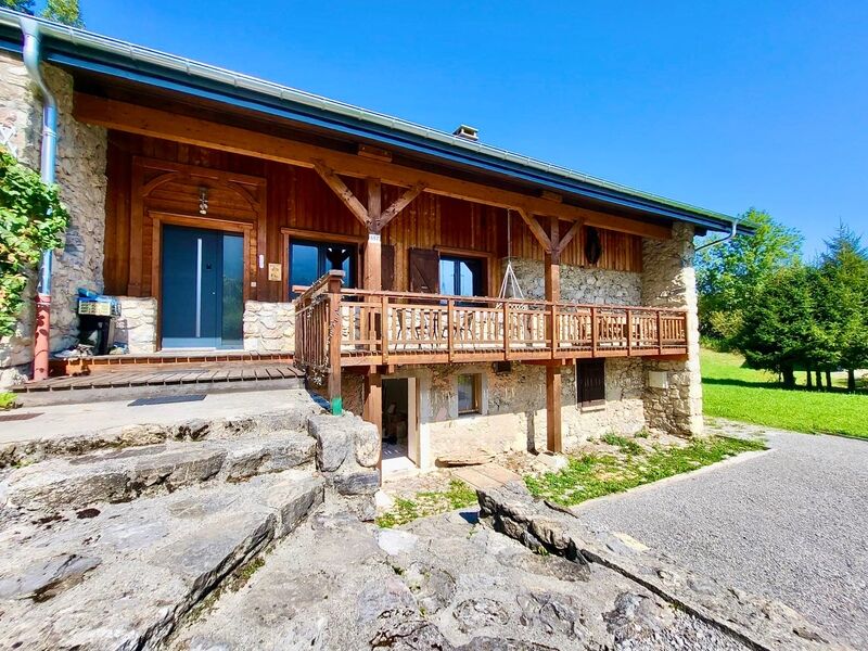 Villa / Maison 8 pièces  à vendre Thollon-les-Mémises 74500