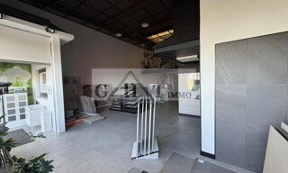 Commerce  700 m² à vendre à Boissise-le-Roi (77310)
