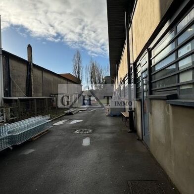 Local industriel  1470000 €