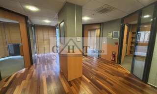 Commerce  284 m² à louer à Saint-Maur-des-Fossés (94100)