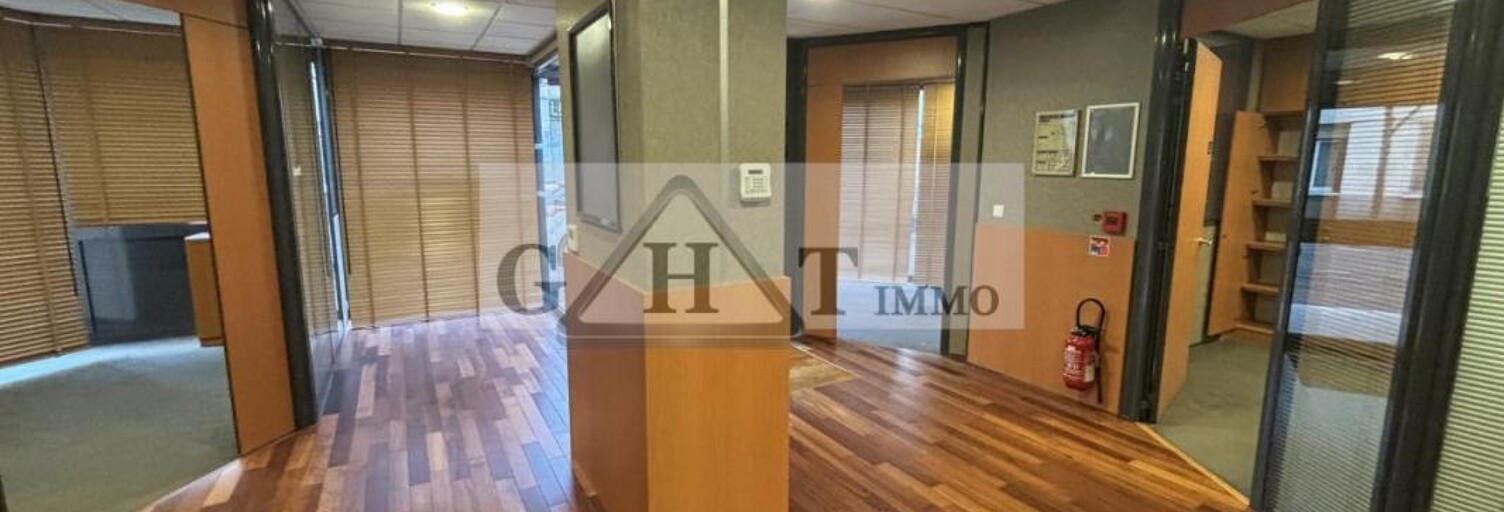 Commerce  284 m² à louer à Saint-Maur-des-Fossés (94100)