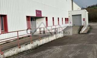 Local industriel  2150 m² à louer à Aumale (76390)