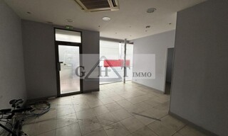 Commerce  150 m² à louer à Saint-Maur-des-Fossés (94210)