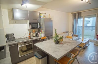 location appartement 950 € CC /mois à proximité de Fleury-Mérogis (91700)