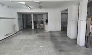 Commerce  133 m² à louer à Saint-Pierre (97410)