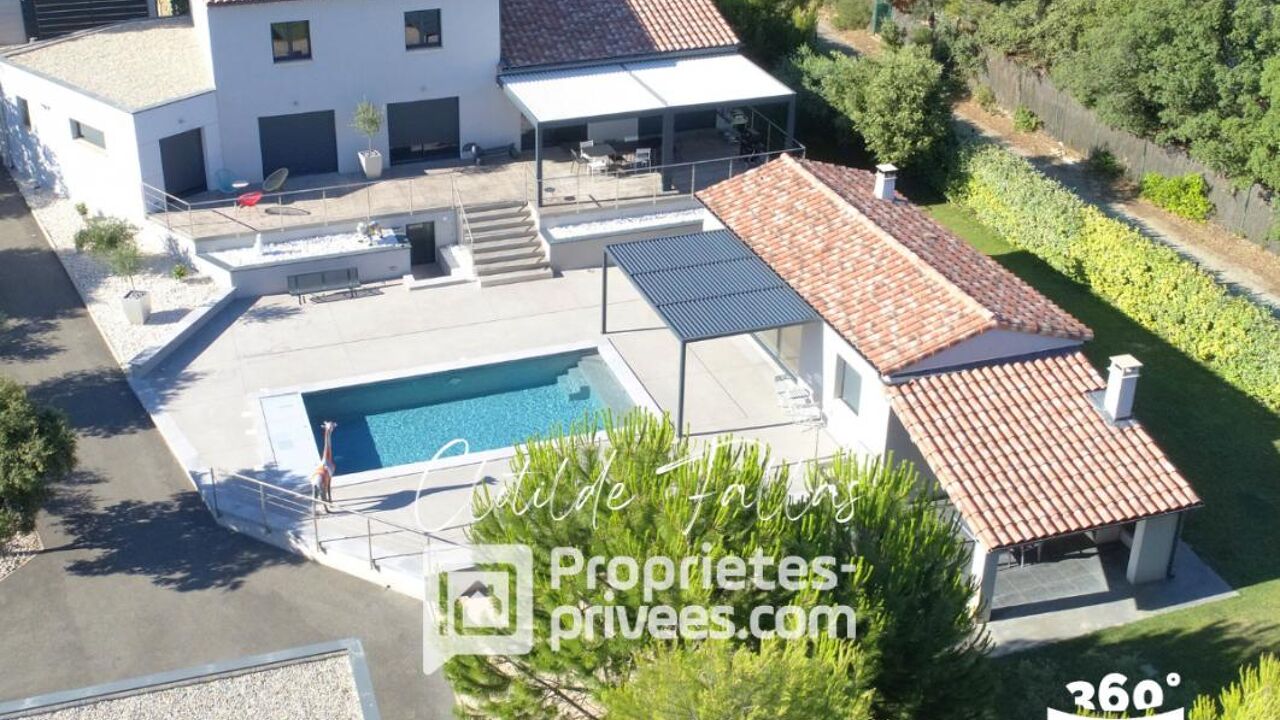 maison 8 pièces 220 m2 à vendre à Uchaux (84100)