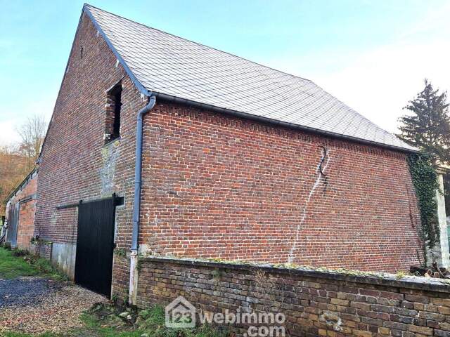 Grange - 110m² - Crépy — photo du bien