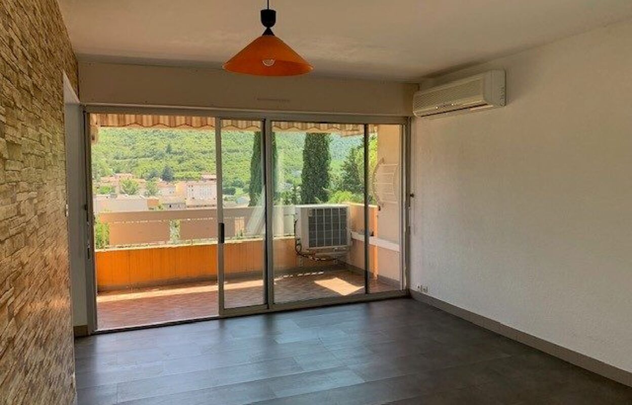 appartement 4 pièces 88 m2 à louer à Les Vans (07140)