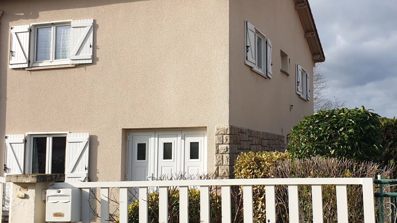 maison 7 pièces 100 m2 à vendre à Cournon-d'Auvergne (63800)