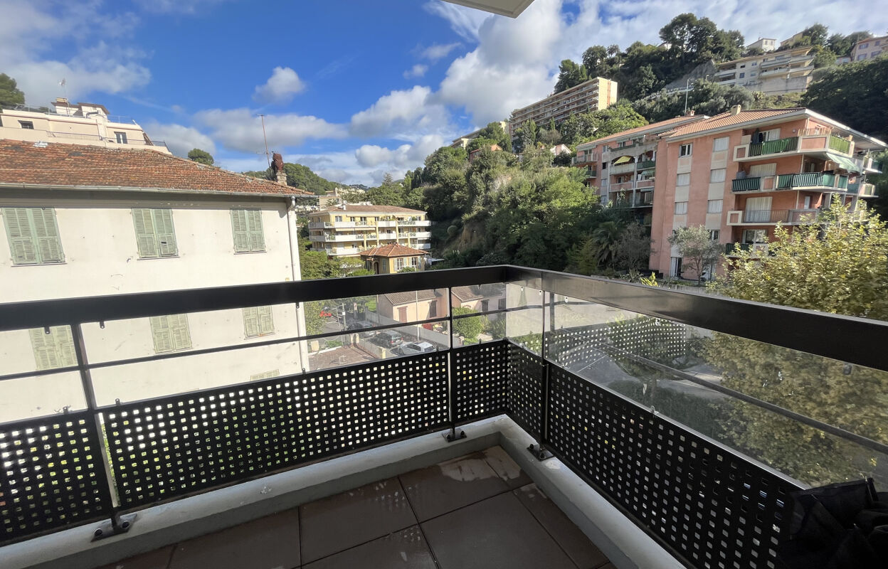 appartement 3 pièces 64 m2 à louer à Nice (06100)