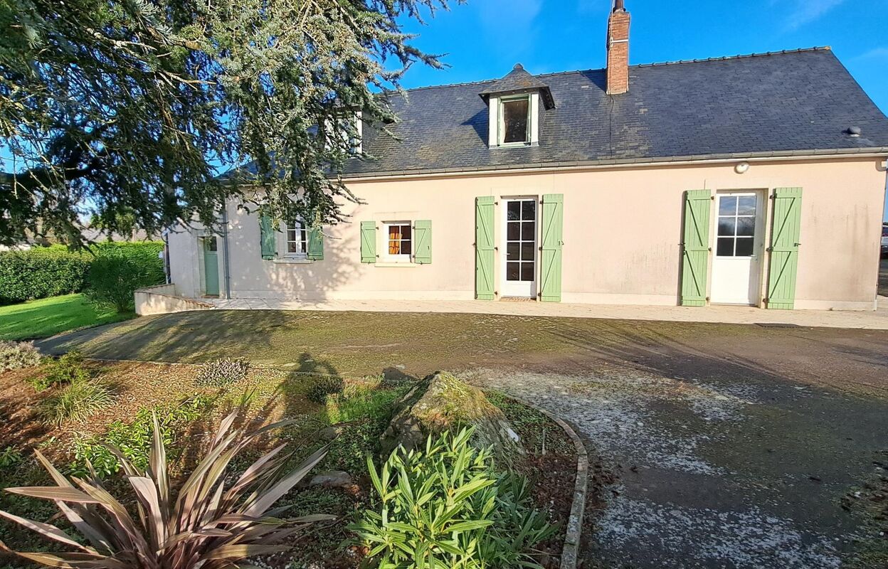 maison 7 pièces 112 m2 à vendre à La Roche-Neuville (53200)