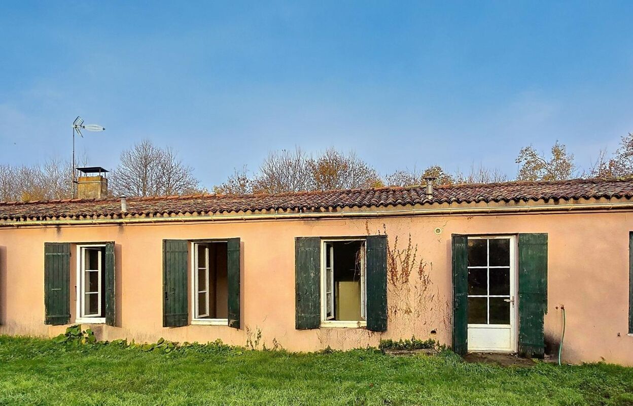 maison 5 pièces 121 m2 à vendre à Écoyeux (17770)