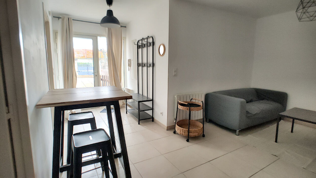 appartement 2 pièces 34 m2 à louer à Eyragues (13630)