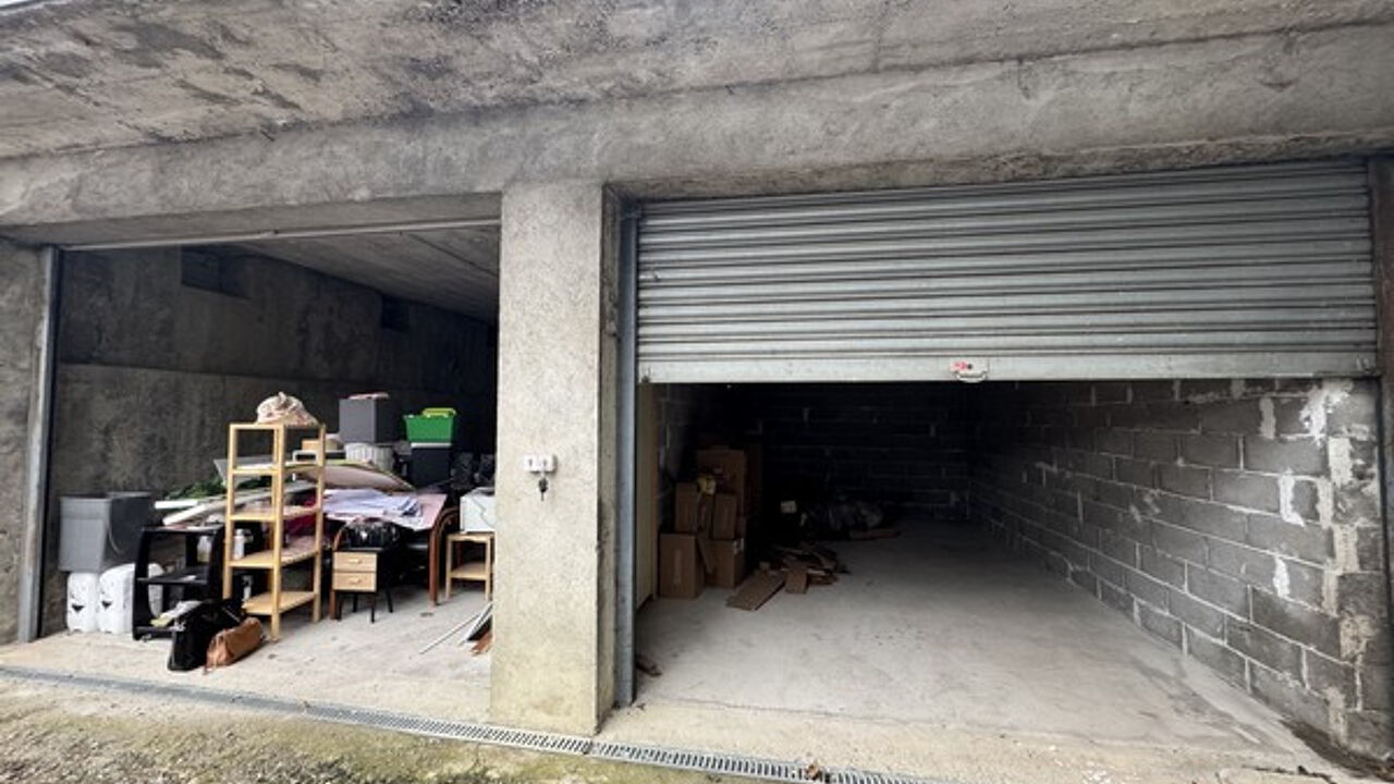 garage  pièces 40 m2 à vendre à La Mure (38350)