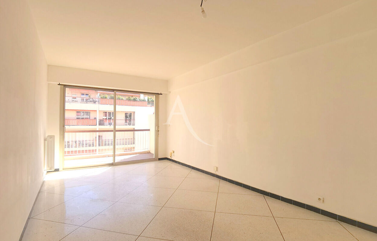 appartement 3 pièces 72 m2 à vendre à Nice (06100)