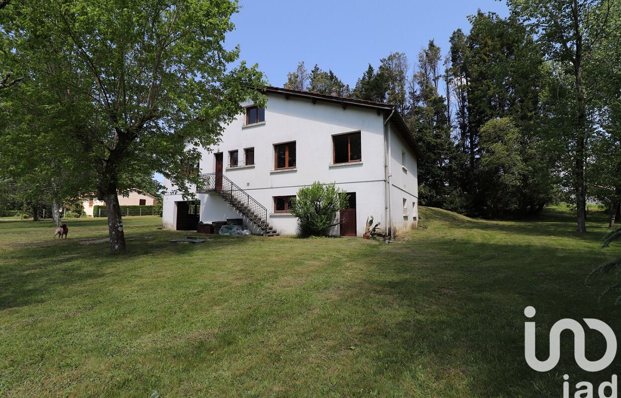 maison 5 pièces 117 m2 à vendre à Clérac (17270)