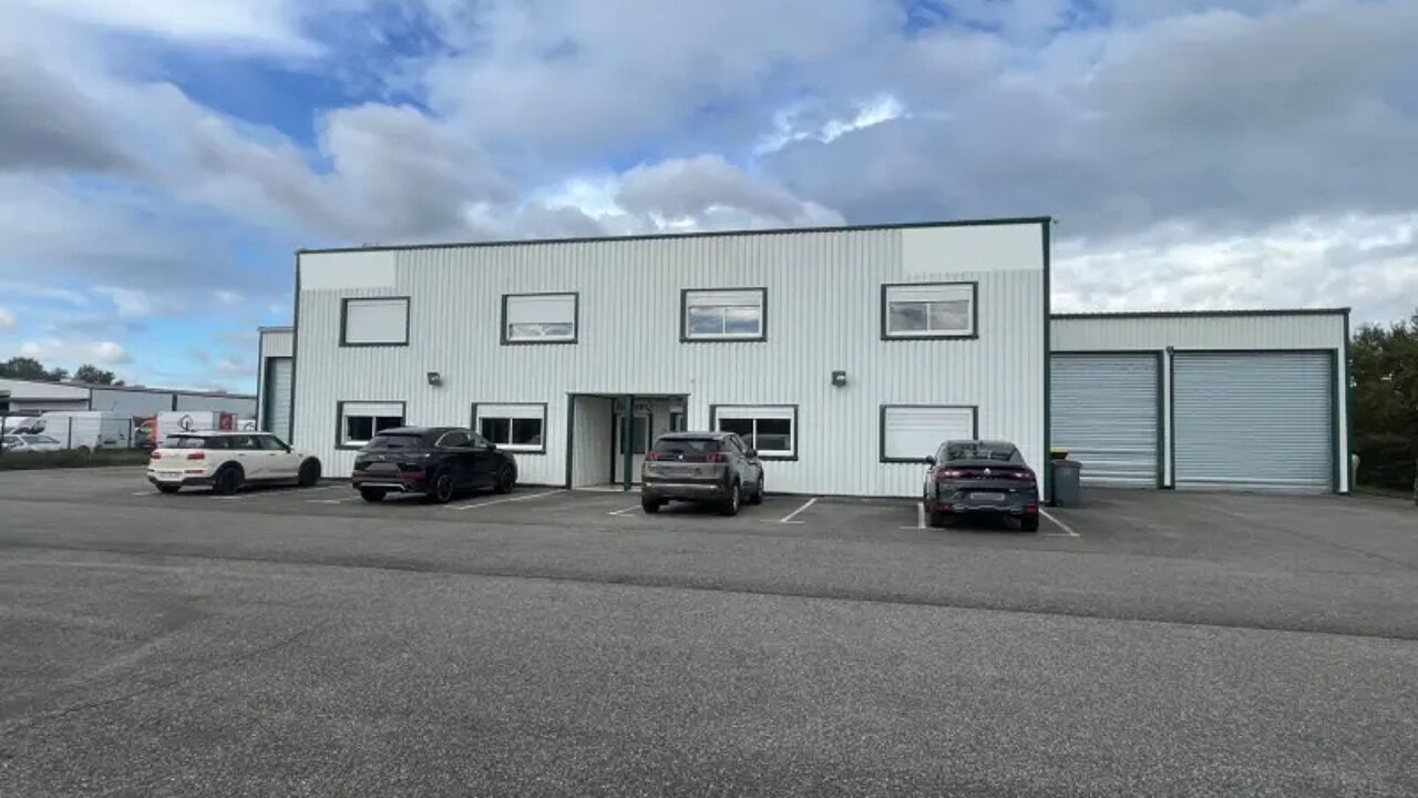 commerce  pièces 1045 m2 à vendre à Labastide-Saint-Pierre (82370)