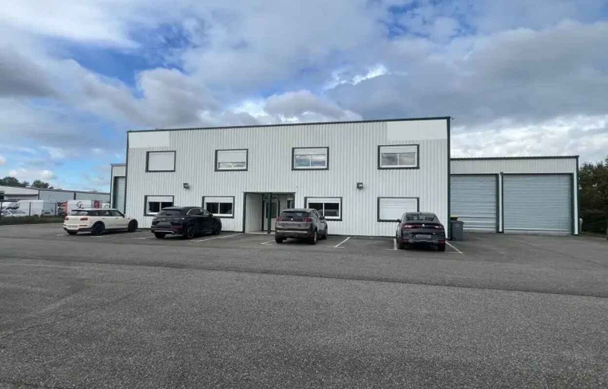 commerce  pièces 1045 m2 à vendre à Labastide-Saint-Pierre (82370)