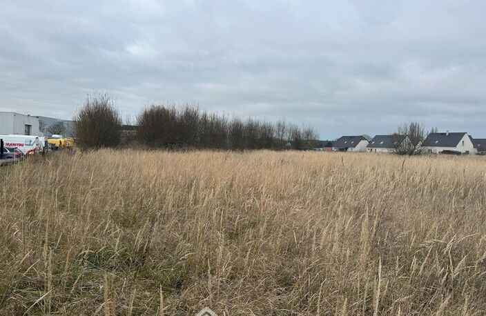 Terrain constructible - 4500m² - Chambry — photo 3