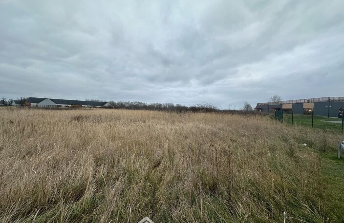 Terrain constructible - 4500m² - Chambry — photo 5