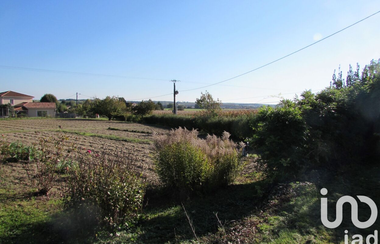 terrain  pièces 1600 m2 à vendre à Loudun (86200)