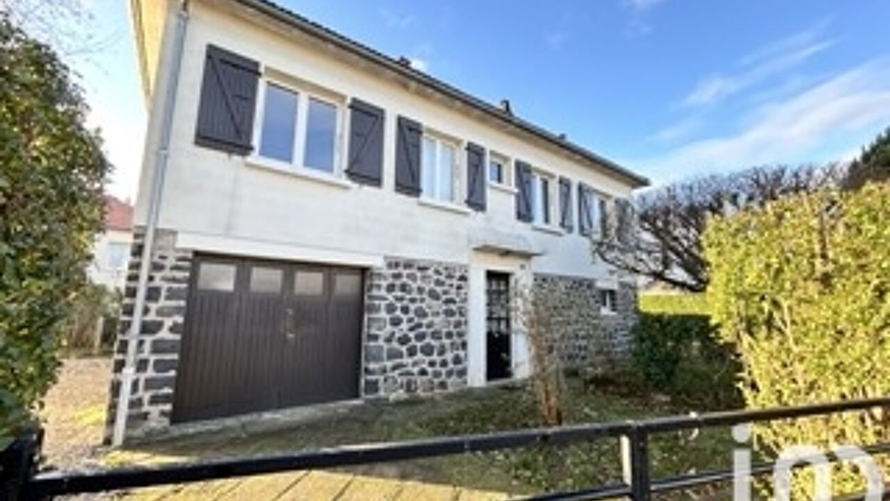 maison 5 pièces 95 m2 à vendre à Le Vigean (15200)