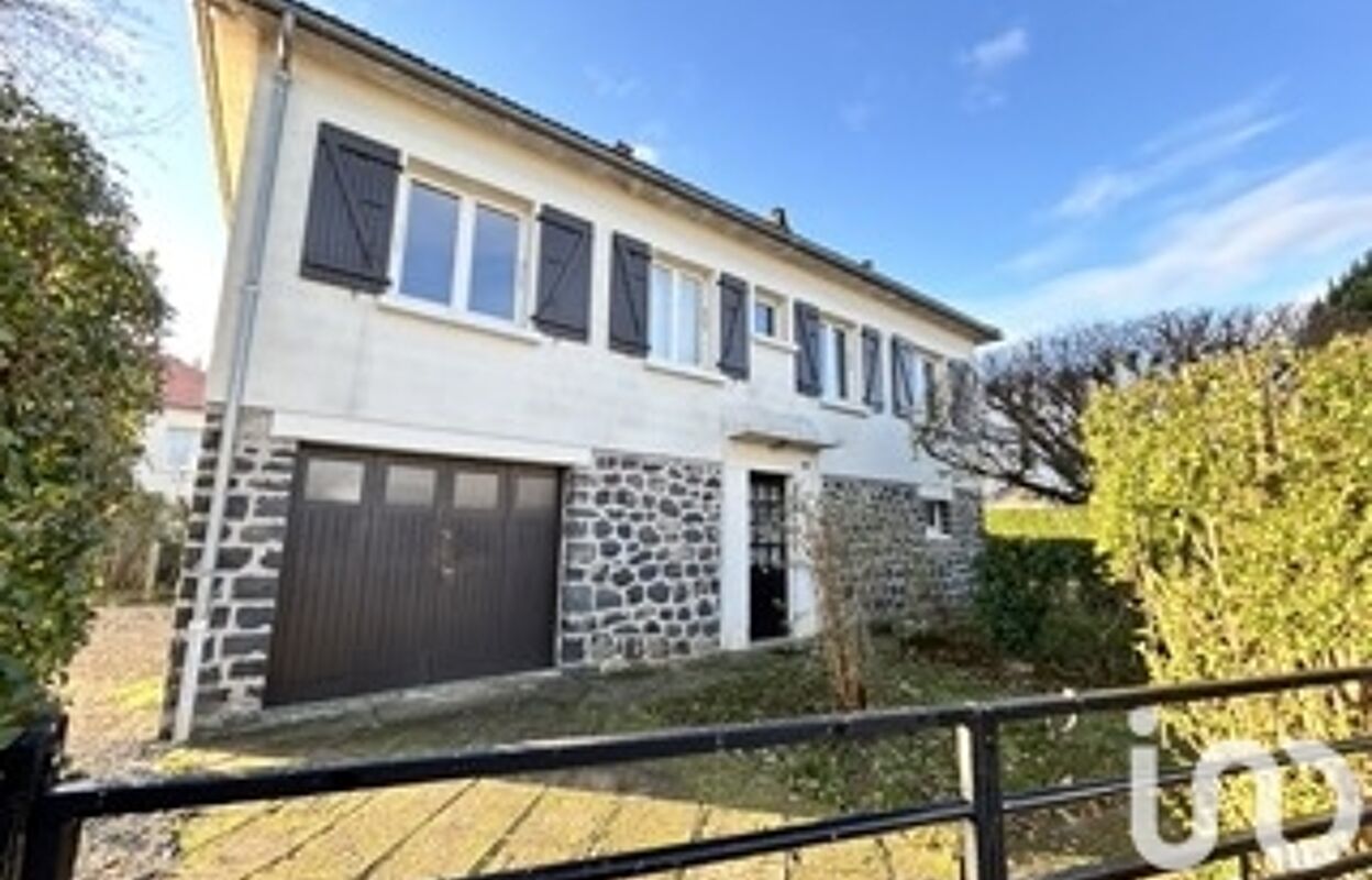 maison 5 pièces 95 m2 à vendre à Le Vigean (15200)